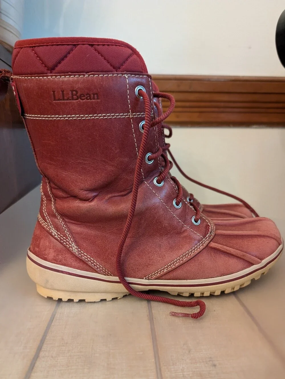 Women's LL Beans Red Leather Insulated Duck Boots